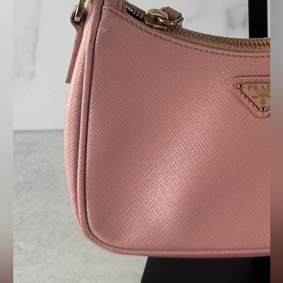 Prada Re-Edition Saffiano Bag - Picture 8 of 9